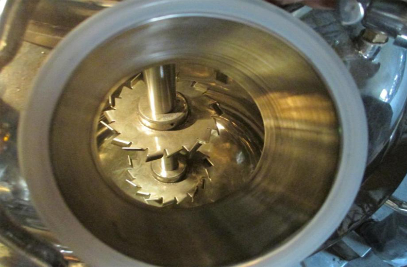 Vacuum Mixer offers to UK customer
