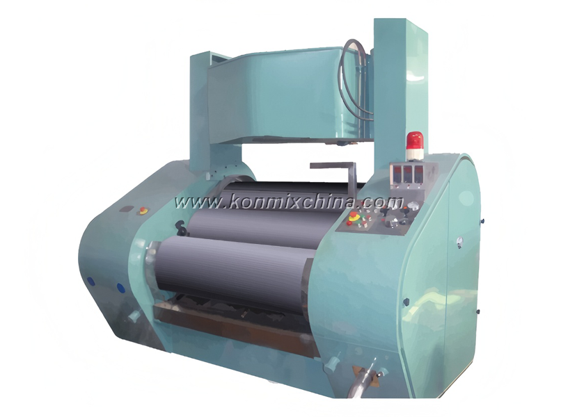 Three Roll Mill (Vertical declining roller)