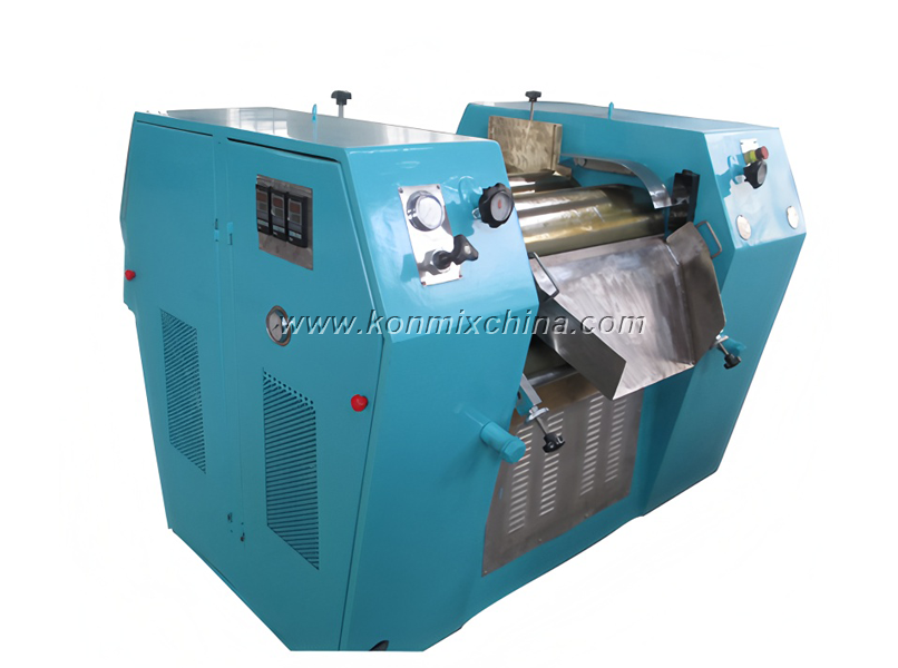 Hydraulic Triple Roller Mill
