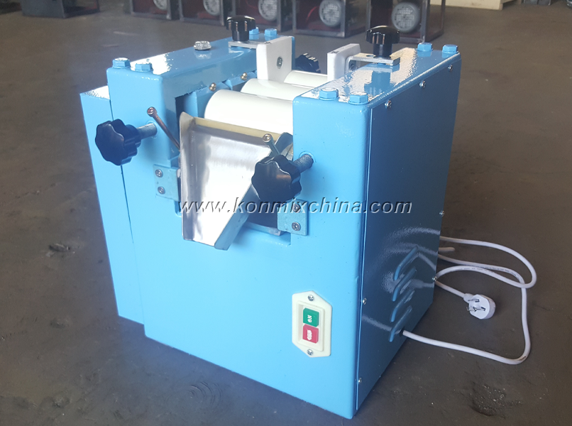 Lab Three Roll Mill