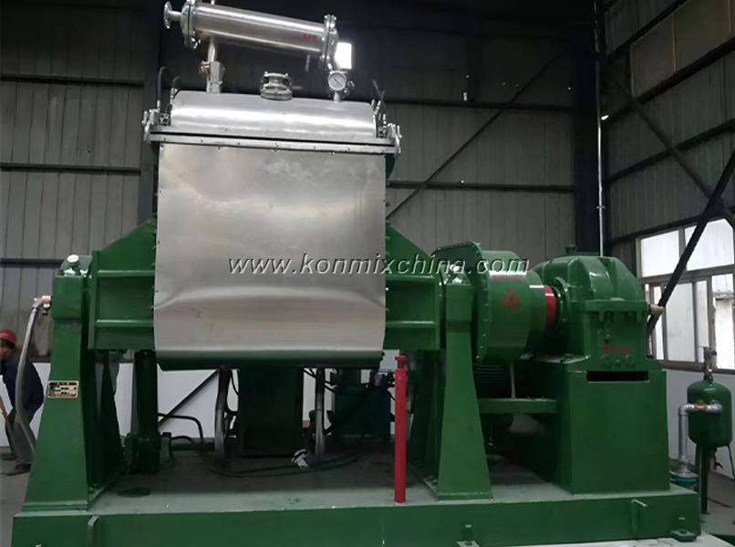 Kneading Machine With Heating Function