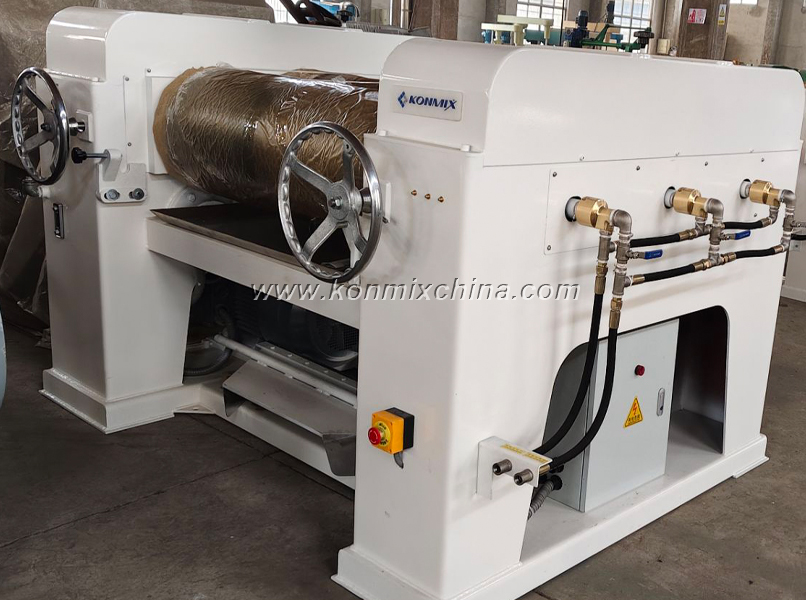 Tri Roll Grinder (with heating function)