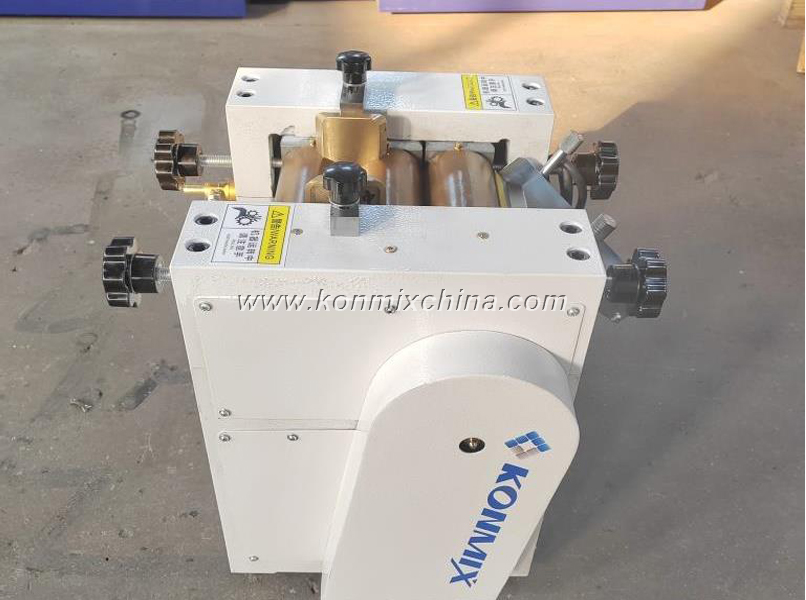 Lab 3-Roll Mill (ceramic rollers)