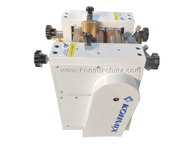 Lab 3-Roll Mill (ceramic rollers)